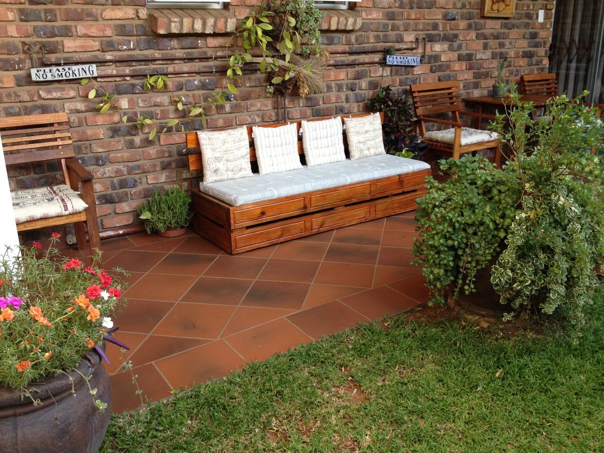 The Nook B&B Kimberley Bagian luar foto
