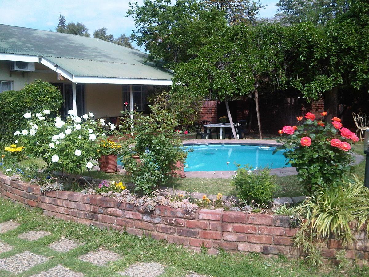The Nook B&B Kimberley Bagian luar foto