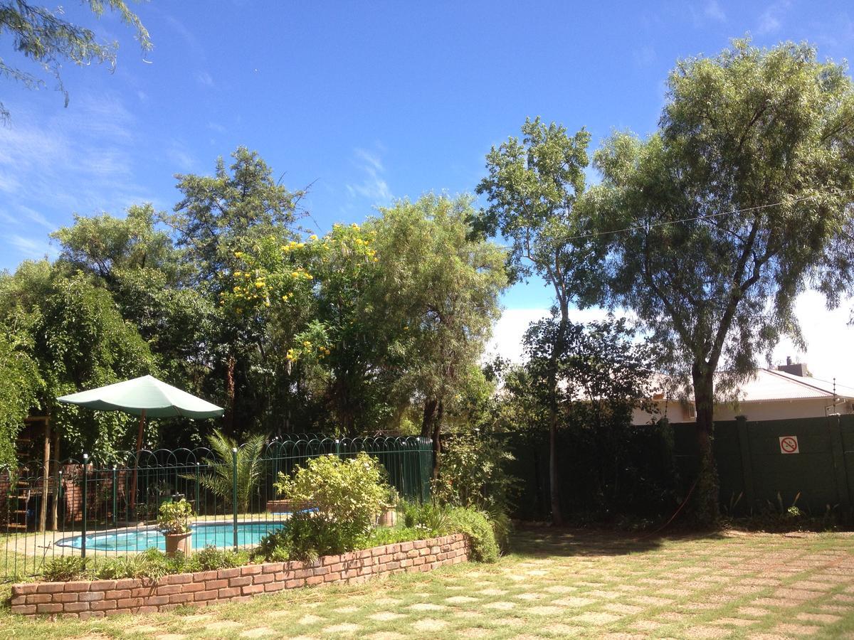 The Nook B&B Kimberley Bagian luar foto