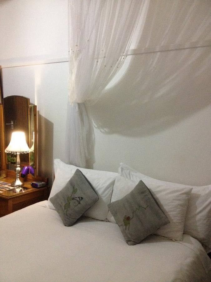 The Nook B&B Kimberley Bagian luar foto